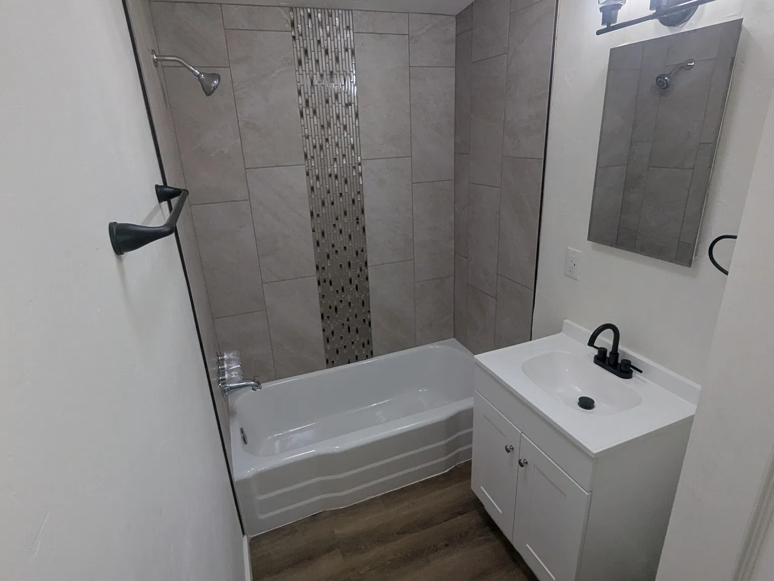 4 bed, 1448 sqft, $1,895 — Photo 3