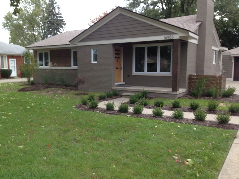 1st image of 16953 Dunblaine Ave