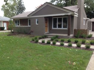 16953 Dunblaine Ave, Beverly Hills, MI 48025