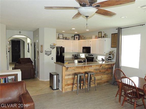4th image of 7978 Granite Walk Ave