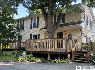 9605 Seymour St, Fredonia, NY 14063