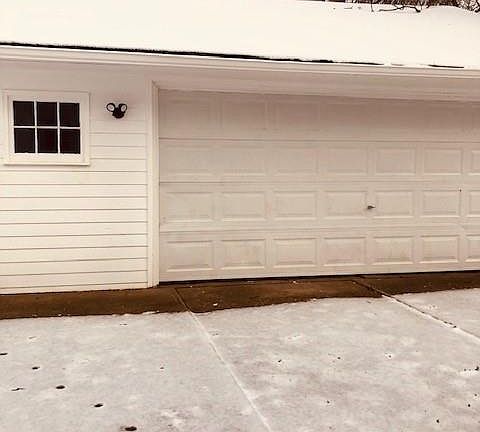 5th image of 4613 E 104th St