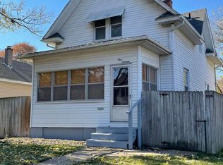 2116 N Division St, Davenport, IA
