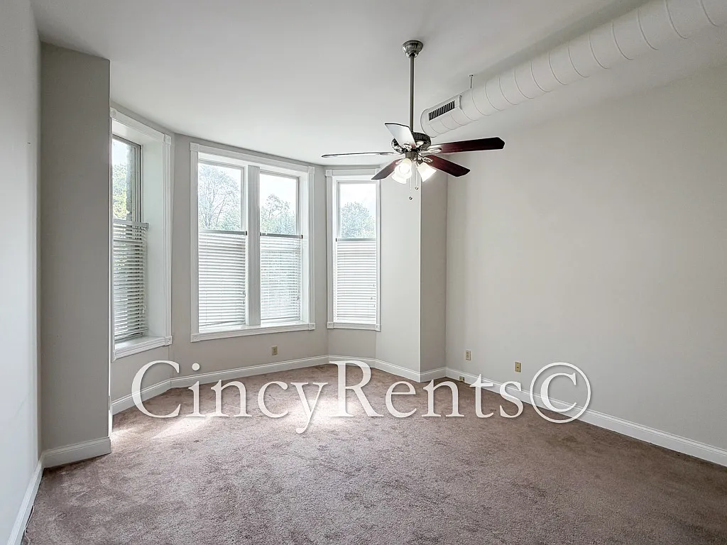 2 bed, 900 sqft, $1,395 — Photo 4