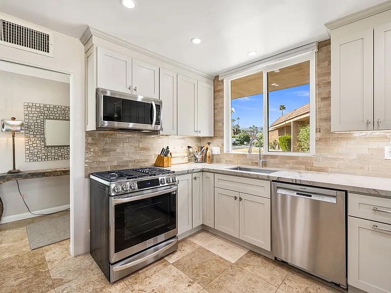 76850 Sandpiper Dr — Photo 9
