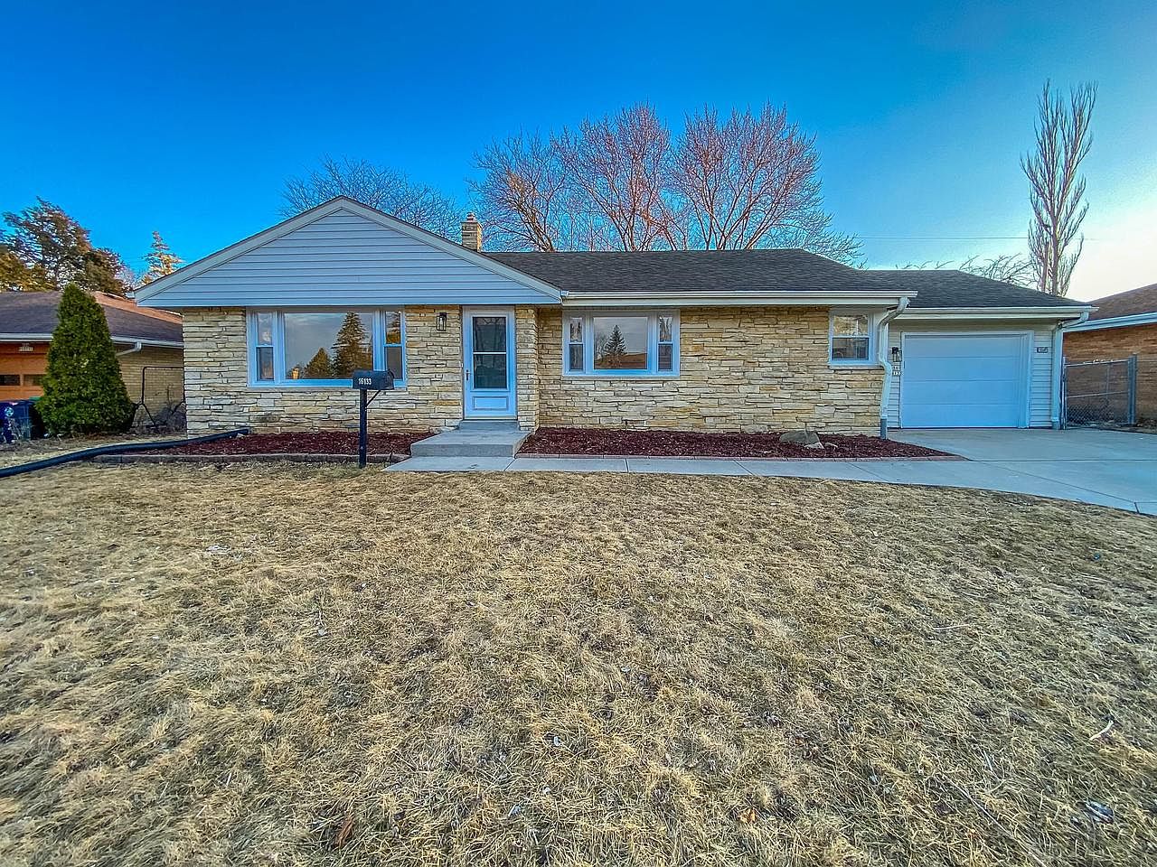 N84W16133 Donald COURT, Menomonee Falls, WI 53051 | Zillow