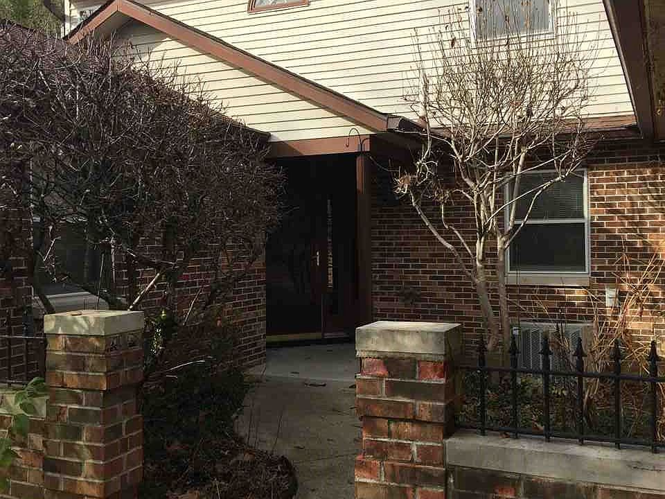 1st image of 2682 S McCartney Ln