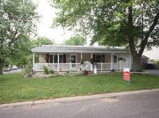 1405 S 18th St, Pekin, IL