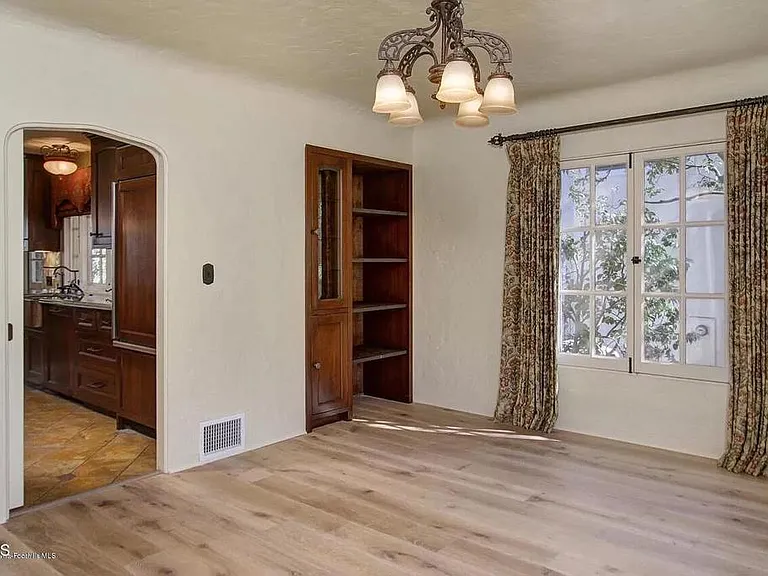 1064 Linda Vista Ave — Photo 6