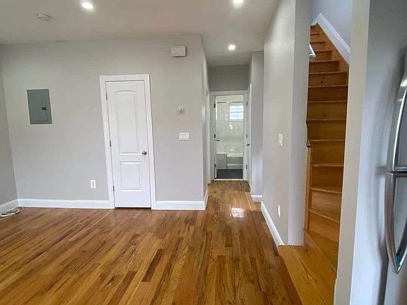 3rd image of 9518 Cresskill Pl #2F