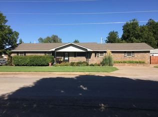 400 N Byers Ave, Mangum, OK 73554