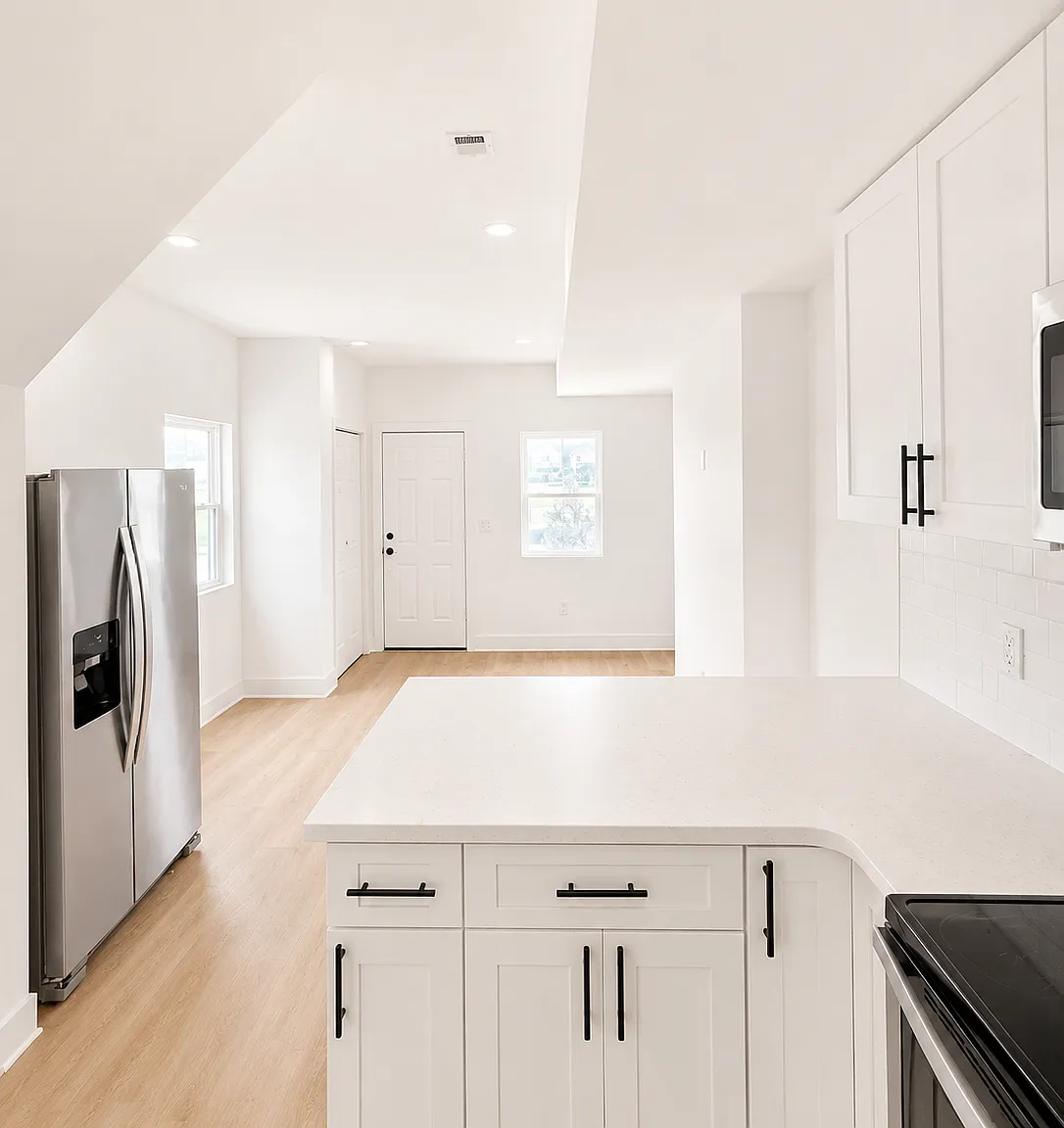 2 bed, 915 sqft, $1,350 — Photo 3