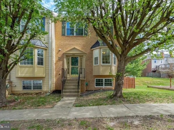 5515 Stroud Ct, Centreville, VA 20120