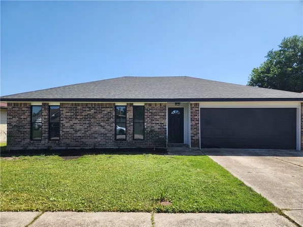 2405 Tattersall Dr, Harvey, LA 70058