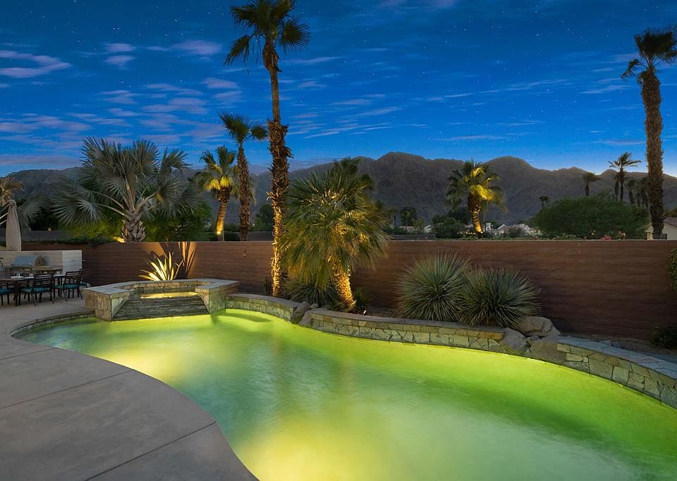 1st image of 50240 Valencia Ct