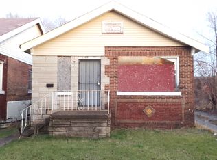 1369 Ellsworth St, Gary, IN 46404