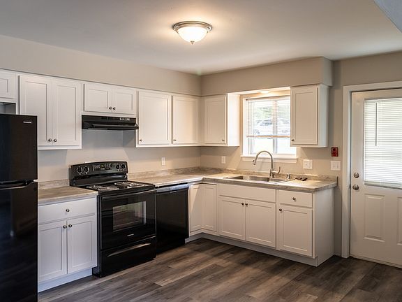 2nd image of 2103 Green Tree Rd #5