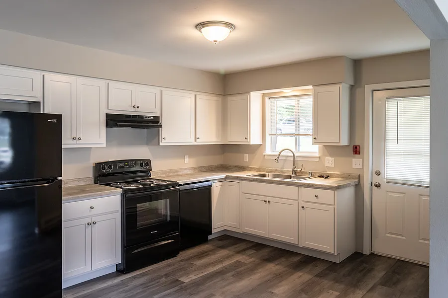 Building Photo - 2103 Green Tree Rd #5