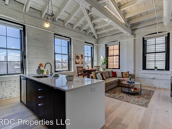 4th image of 430 Fairmount Ave APT 502