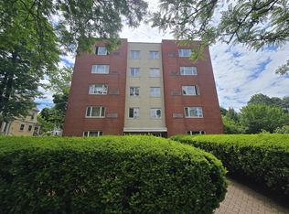 114 Pleasant St APT 306, Arlington, MA 02476