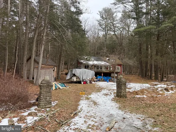 4560 Route 447, Canadensis, PA 18325