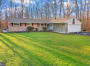 402 Streamside Dr, Fallston, MD 21047