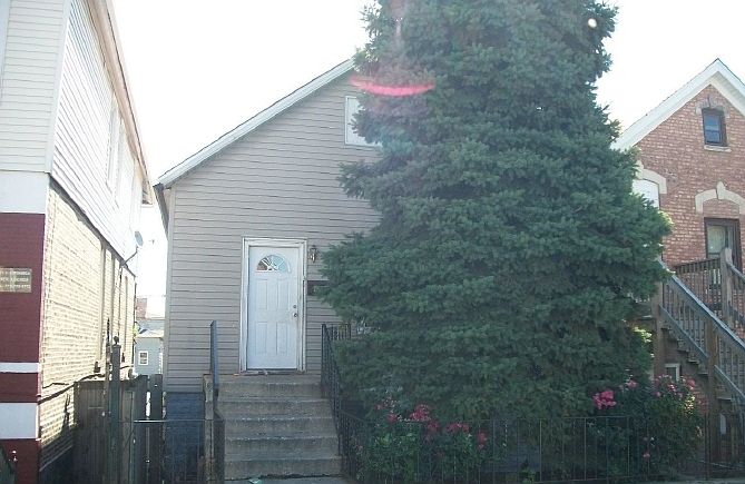 1st image of 3423 S Lituanica Ave