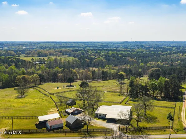 398 Abrams Rd, Tallassee, AL 36078