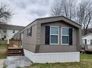 119 Crossing Ln, Erwin, TN 37650