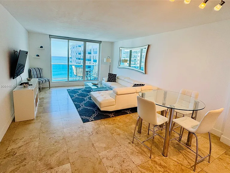 2301 Collins Ave #1525 — Photo 14