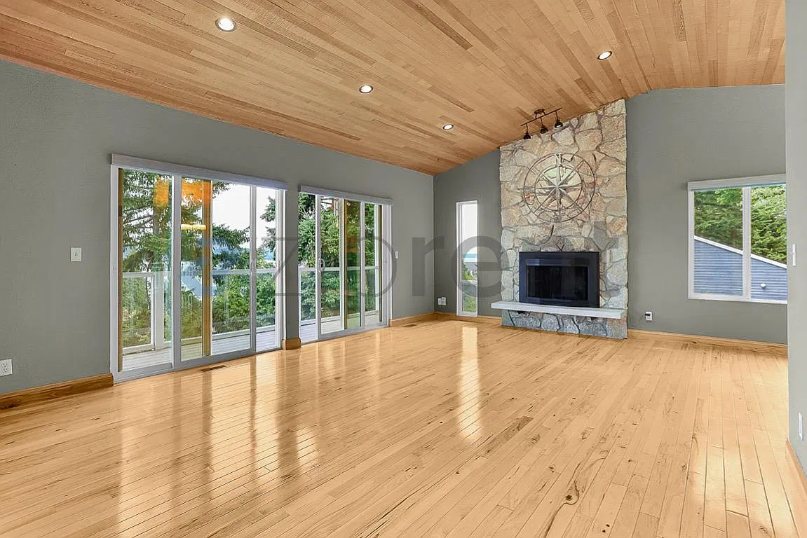 3 bed, 2150 sqft, $3,800 — Photo 2