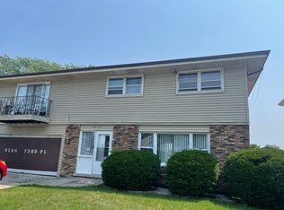8745 W 73rd Pl UNIT 1, Justice, IL 60458