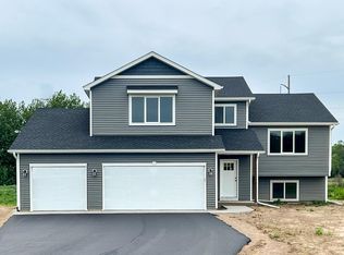 4676 9th St NE, Saint Cloud, MN 56304