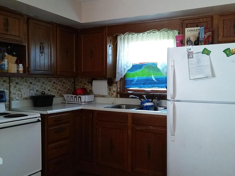 2nd image of 1534 Cherry St