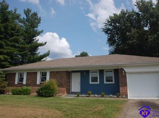 2911 Liberty St, Radcliff, KY 40160
