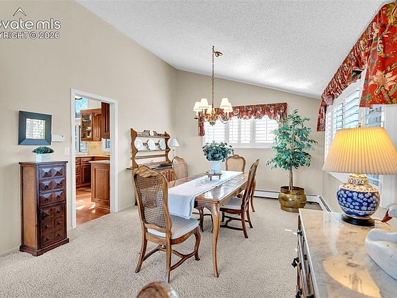 5th image of 7116 Fox Cir