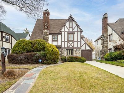 79 Durland Road, Lynbrook, NY, 11563