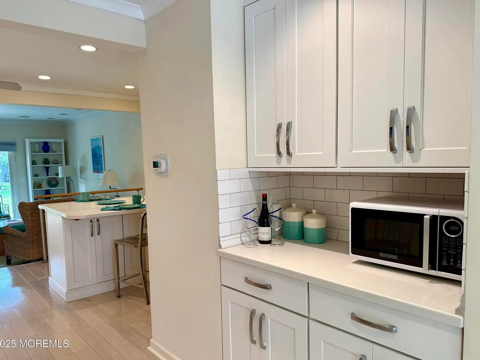 2 bed, 1224 sqft, $2,700 — Photo 2