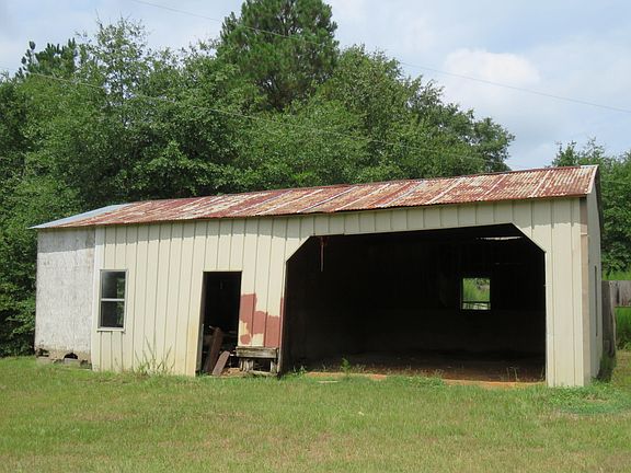 3rd image of 173 Bird Dog Rd