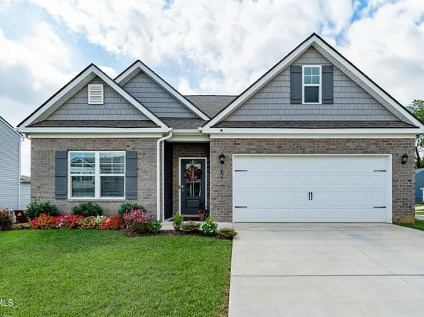 829 Pinhoti St, Johnson City, TN 37604