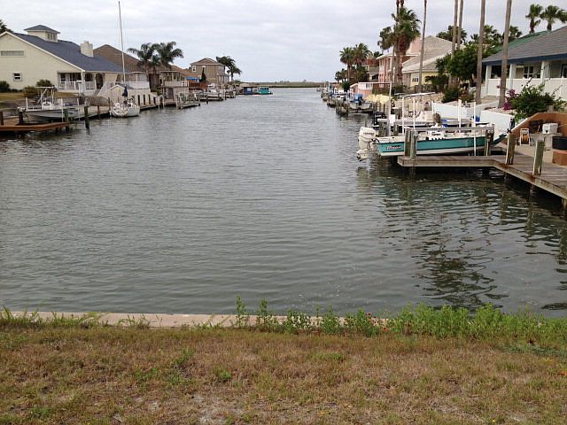 2nd image of Bay Harbor Dr