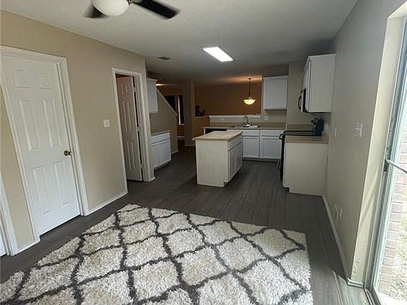 4th image of 5712 N 36th St