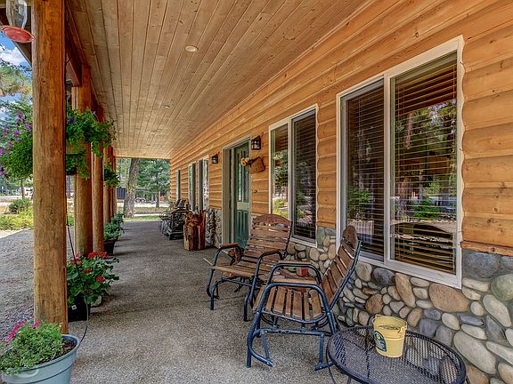 3rd image of 110 White Pine Dr
