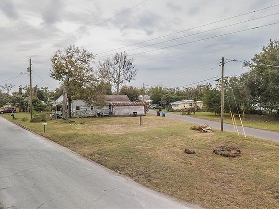 2nd image of 610 NW Phosphate Blvd