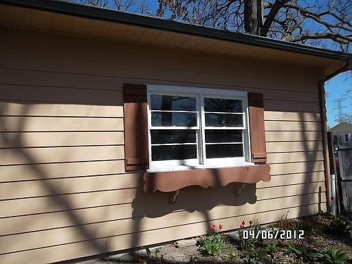 3rd image of 1620 Linden Ave