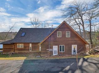 249 Lake Rd, Lake Katrine, NY 12449