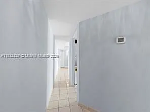 3 bed, 2.0 bath, 1200 sqft, $2,600 — Photo 4