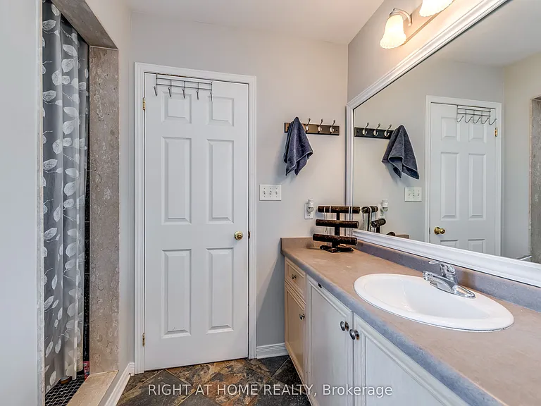3048 Jenn Ave — Photo 18