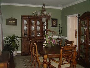 4th image of 219 Moss Brook Dr