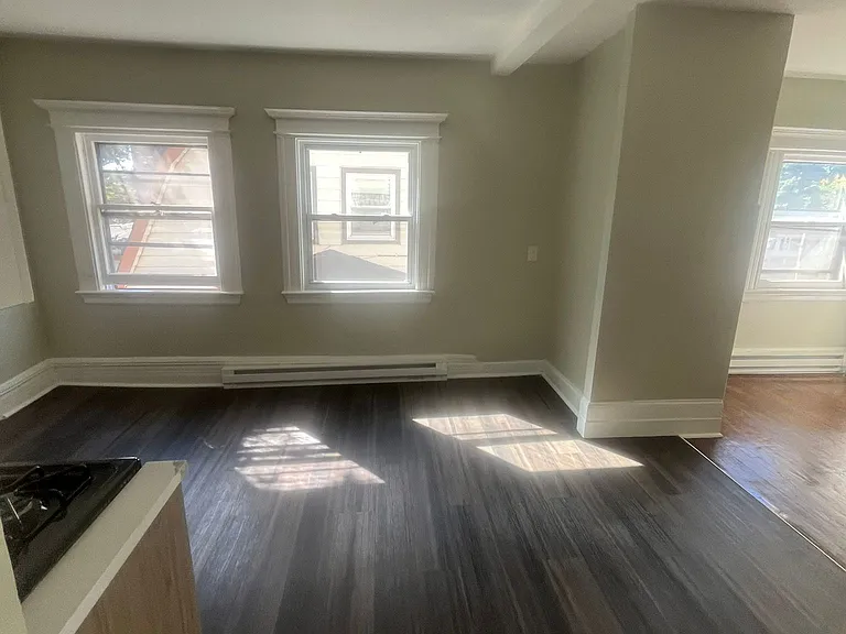 80 Ridge St #3 — Photo 8